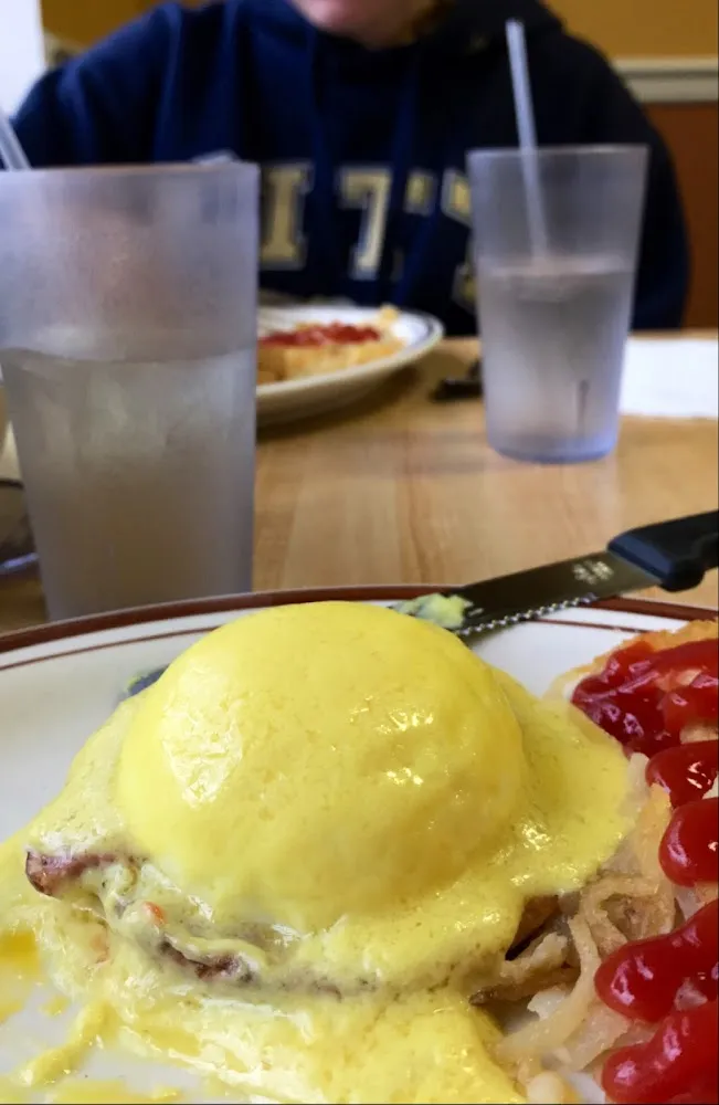 Eggs Benedict